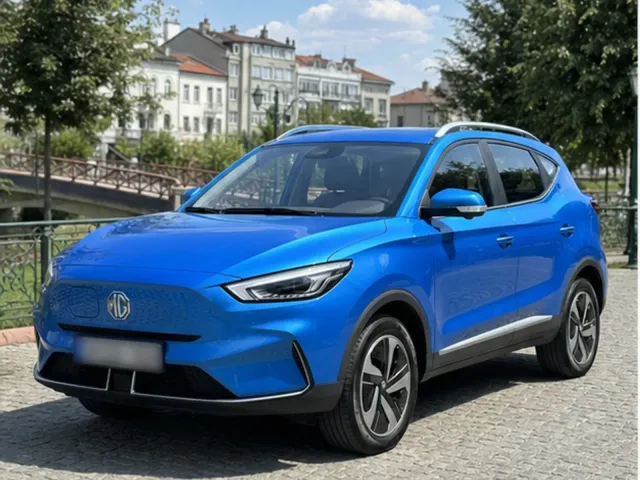 2022 Kia EV6 — electric, 22,400 miles