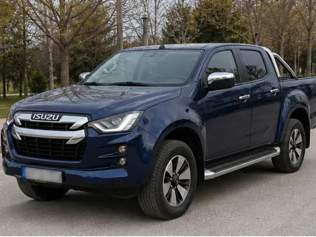 2020 Toyota Tacoma 4x4 — six-speed manual