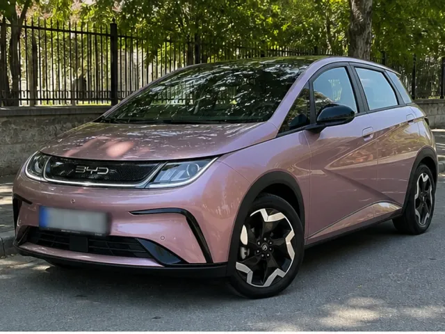 2023 Polestar 2 in Coral Pink